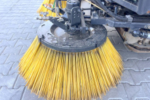 Schmidt Swingo 200+ Compact Sweeper 2018 y. 4410 m/h. № 5243