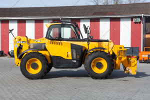 JCB 533-105 2017 y.  4339,5  m/h. № 5174 