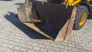 Экскаватор погрузчик JCB 3CX 2006 г. 68,6 кВт 