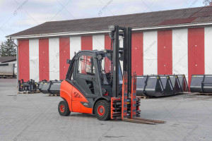 Linde H35D-02 2017 y. 4878 m/h. № 5570 Linde H35D-02 2017 y. 4878 m/h. № 5570