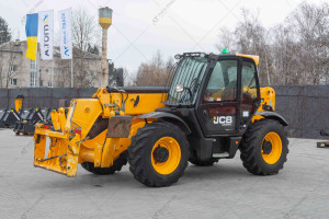 Телескопический погрузчик JCB 533-105 2017 г. 55 кВт. 4182 м/ч. №5884 B