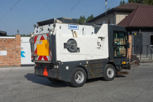 Підмітальна машина Schmidt Compact 400 Compact Sweeper  2016 р. 3665,7 м/г.,  №4127 L