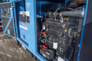 Дизельный генератор KOHLER SDMO J220 176 кВт