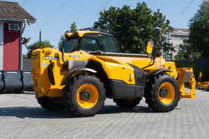 Телескопический погрузчик JCB 533-105 2017 г. 4715 м/ч. № 5484