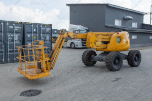 Коленчатый подъемник Haulotte HA16PXNT 2005 г. 4907 м/ч., № 5499