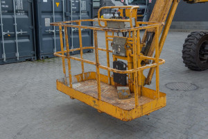 Коленчатый подъемник Haulotte HA16PXNT 2005 г. 4907 м/ч., № 5499