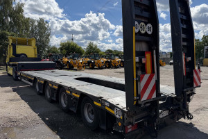 Напівпричіп низькорамний (трал) Goldhofer STNL4 2022 р.