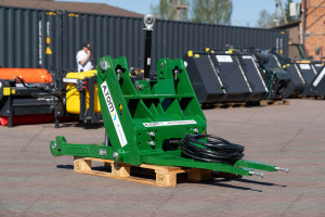 Навеска фронтальная трехточечная А.ТОМ 4500 на John Deere 8 серии