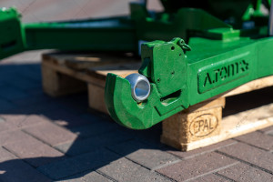 Навеска фронтальная трехточечная А.ТОМ 4500 на John Deere 8 серии