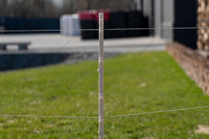 ЕСО plastic post, 105 cm, white, with one leg