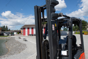 LINDE E12-02 2019 y. 6757 m/h. №5455