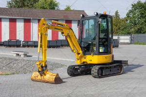 Мини экскаватор Komatsu PC26MR-3 2017 г. 15,7 кВт. 625 м/ч., №4796