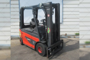Вилковий навантажувач Linde E25-01 2015 р. 4447 м/год.