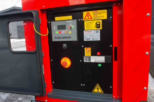 Дизельный генератор HIMOINSA HSY-30 T5 26/24 кВт