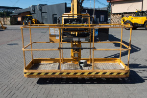 Коленчатый подъемник Haulotte HT23RTJ 2014 г. 3919 м/ч. № 5487