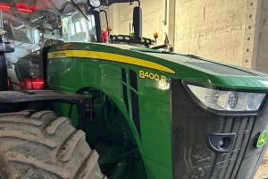 John Deere 8400R Premium Edition 2018 y. 400 h. p. 4204 m/h.