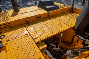 Гусеничный экскаватор JCB JS220X  2018 г. 129 кВт. 10233 м/ч., №5124