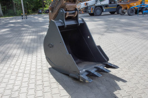 Гусеничный экскаватор JCB JS220X  2018 г. 129 кВт. 10233 м/ч., №5124