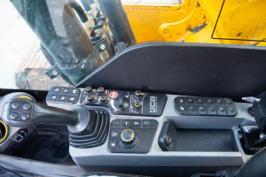 Гусеничный экскаватор JCB JS220X  2018 г. 129 кВт. 10233 м/ч., №5124
