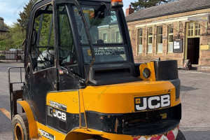 Навантажувач JCB TLT30D 2019 р. 4150 м/год. БРОНЬ