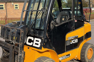 Навантажувач JCB TLT30D 2019 р. 4150 м/год. БРОНЬ
