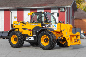 Телескопический погрузчик JCB 560-80 2021 г. 112 кВт * Дж 1360,3 м/ч. № 5554 B