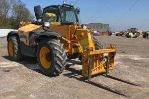 Телескопический погрузчик JCB 535-95 2015 г. 4606 м/ч.