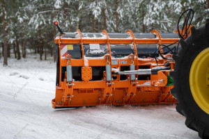 Відвал для снігу на трактор Samasz JUMP 280