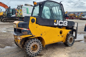 Навантажувач JCB TLT35 2017 р. 5700 м/г.