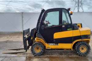 Навантажувач JCB TLT35 2017 р. 5700 м/г.