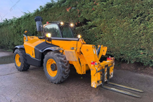 Телескопический погрузчик JCB 533-105 2017 г. 3800 м/ч. 