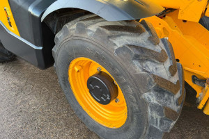 Телескопический погрузчик JCB 533-105 2017 г. 3800 м/ч. 