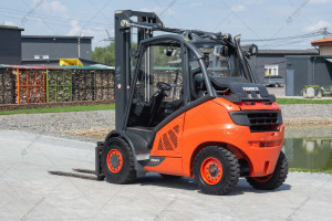 Газовый вилочный погрузчик Linde H45T-02 2014 г. 55 кВт, 3334,8 м/ч., №4204 