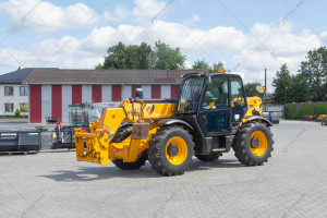 Телескопический погрузчик JCB 533-105 2016 г. 55 кВт * 4336 м/ч. №6653 B