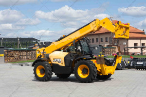 Телескопический погрузчик JCB 533-105 2016 г. 55 кВт * 4336 м/ч. №6653 B