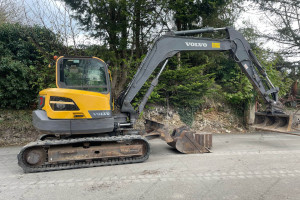Гусеничный экскаватор Volvo ECR88D 2014 г. 43 кВт. 4942 м/ч.