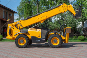 Телескопический погрузчик JCB 540-170 2017 г. 55 кВт. 3863 м/ч., №4384