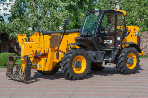 Телескопический погрузчик JCB 540-170 2017 г. 55 кВт. 3863 м/ч., №4384