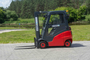 Вилочный погрузчик Linde H16T-01  2013 г. 19178 м/ч., № 3521