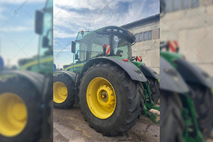 Трактор John Deere 8400R 2020 г. 4413 м/год. № 5573 Трактор John Deere 8400R 2020 г. 4413 м/год. № 5573