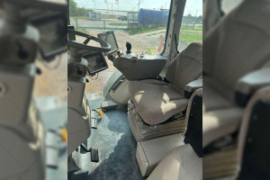 Трактор John Deere 8400R 2020 г. 4413 м/год. № 5573 Трактор John Deere 8400R 2020 г. 4413 м/год. № 5573