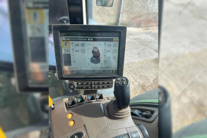 Трактор John Deere 8400R 2020 г. 4413 м/год. № 5573 Трактор John Deere 8400R 2020 г. 4413 м/год. № 5573