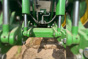 Трактор John Deere 8400R 2020 г. 4413 м/год. № 5573 Трактор John Deere 8400R 2020 г. 4413 м/год. № 5573