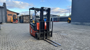 Вилочный погрузчик Toyota 7FBEST15  2011 г. № 3012