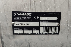 Samasz IceSTORM 700 road salt and sand spreaders