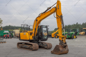 Гусеничный экскаватор JCB JS131LC 2017 г. 55 кВт. 7771 м/ч. №4790