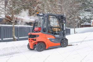 Вилочный погрузчик Linde H25T-01 2020 г. 39,6 кВт., 5025 м/ч. №6084