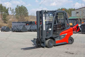 Вилочный погрузчик Linde H25T-01 2020 г. 39,6 кВт., 5026 м/ч. №6084