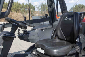 Вилочный погрузчик Linde H25T-01 2020 г. 39,6 кВт., 5026 м/ч. №6084