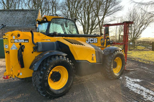 JCB 535-95 2015 y. 81 kW. 1500 m/h.